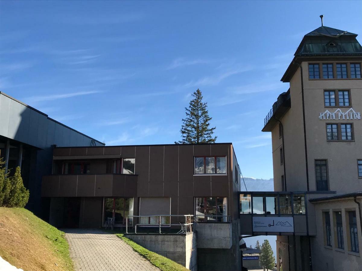 Sportlodge Muerren Eksteriør bilde